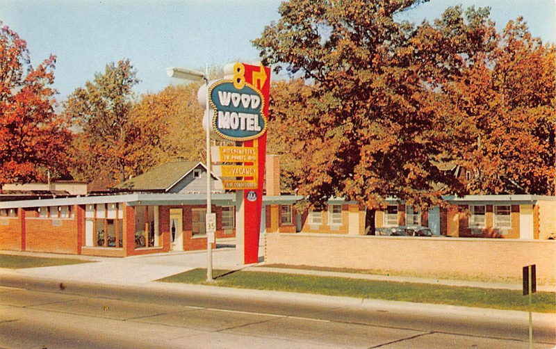 8-Wood Motel - Old Postcard (newer photo)